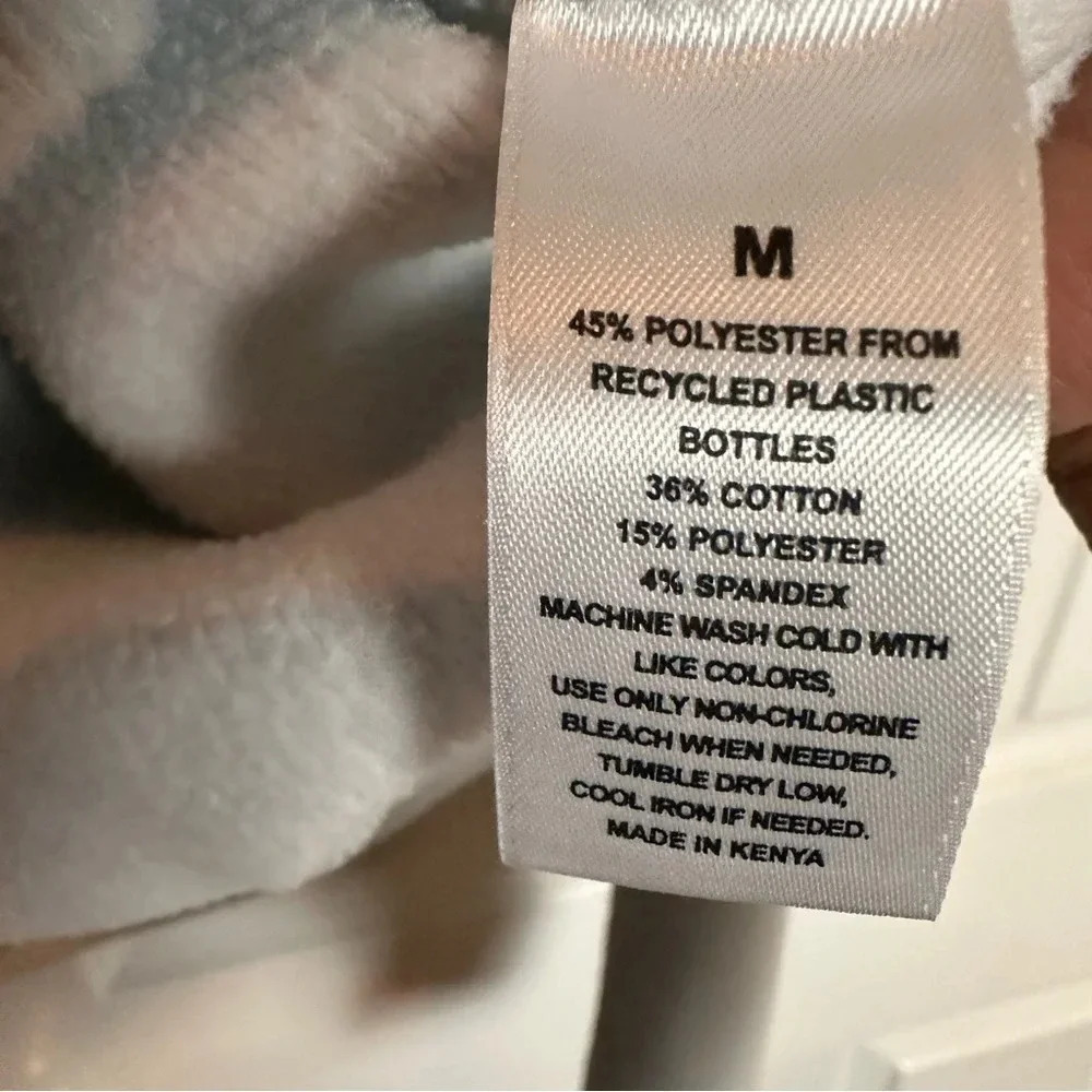 Earth Yoga 1/4 Zip‎ Sweatshirt. Soft Mint - Picture 9 of 10